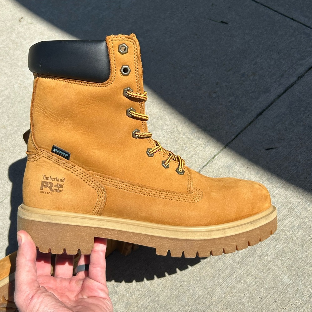 ❗️S⭕️LD❗️ on another site- Timberland Boots